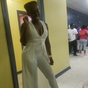 Meet your Posher, Jasmine